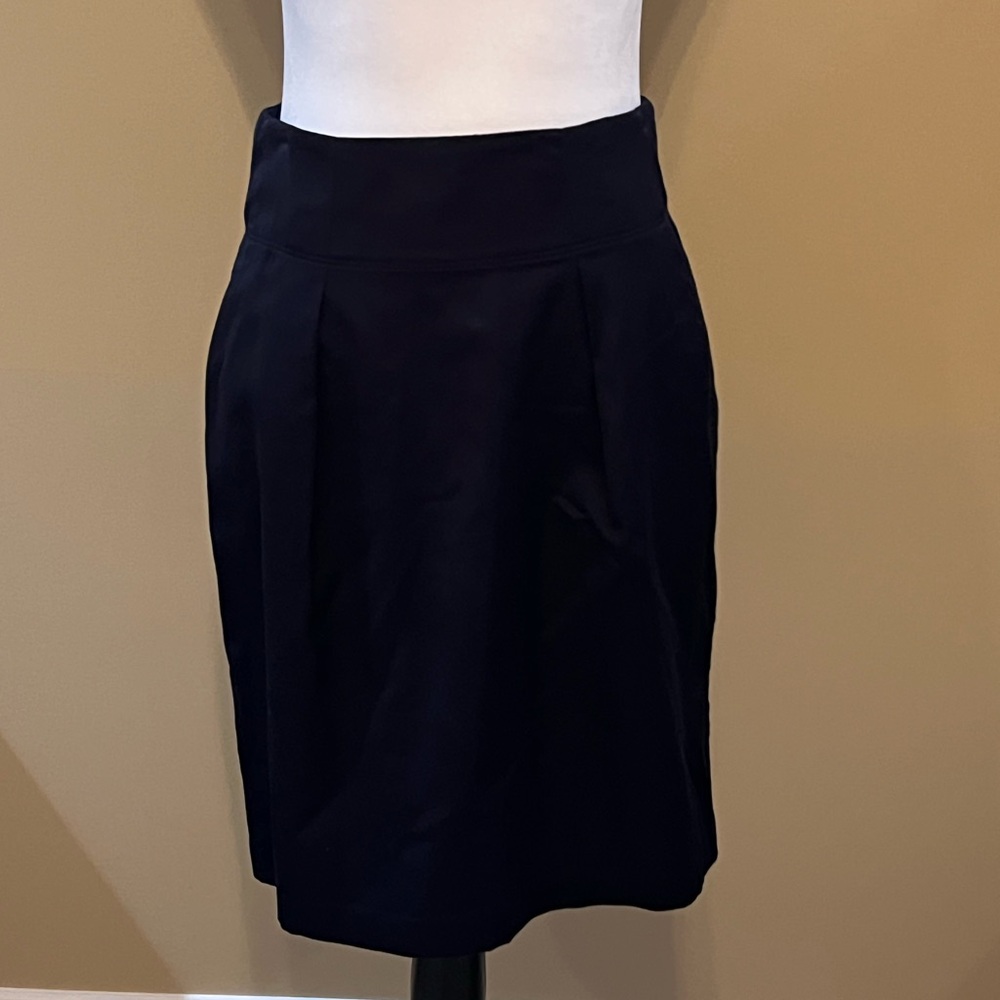 Banana Republic Black Bubble Knee-Length Skirt